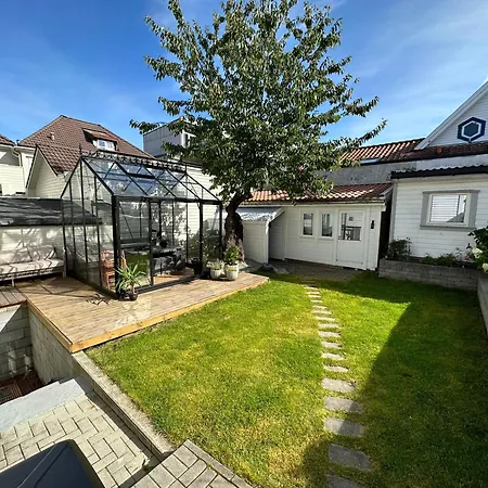 A Place To Stavanger, 2 Stavanger