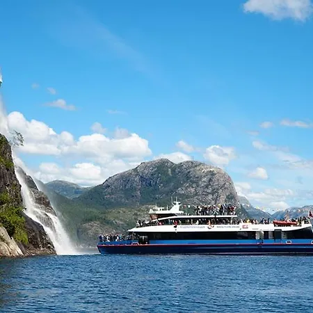 A Place To Stavanger, 2 *