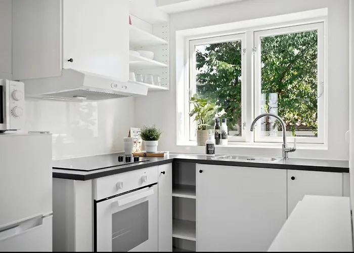 A Place To Stavanger, 2 * Stavanger