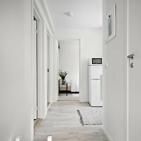 A Place To Stavanger, 2 斯塔万格